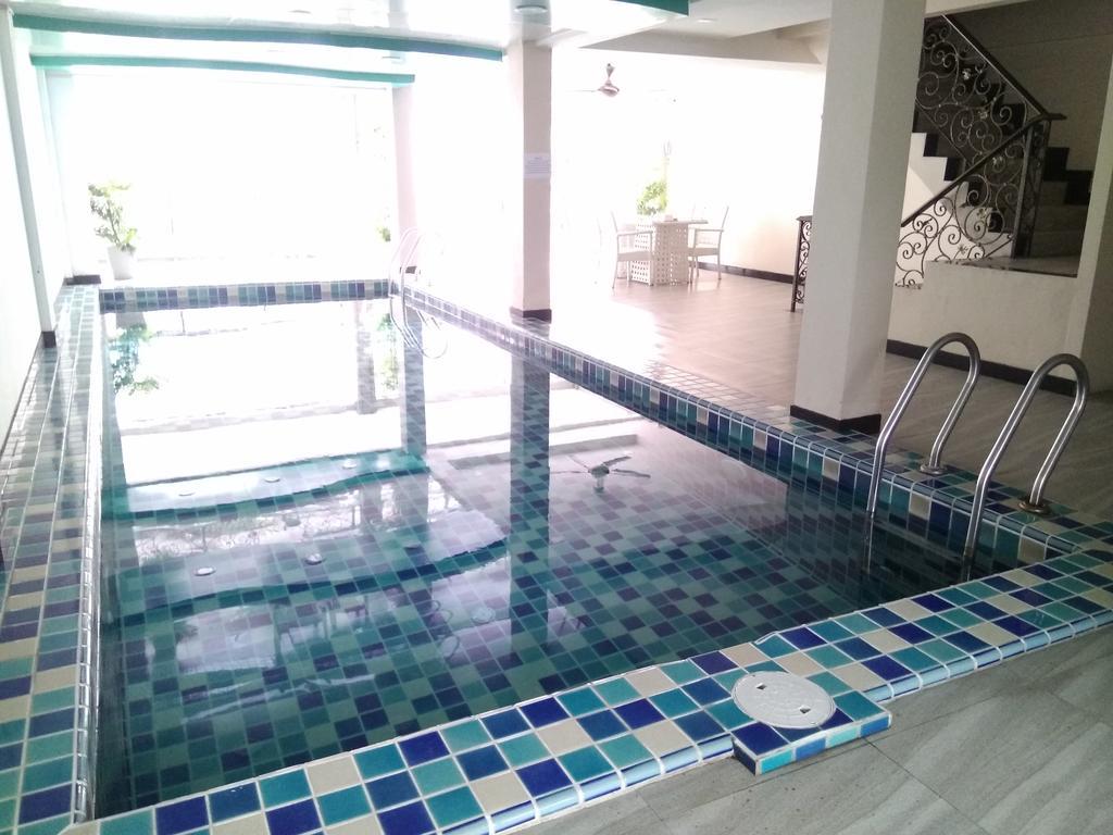 Hotel Land Royal Residencia Pattaya Exterior foto